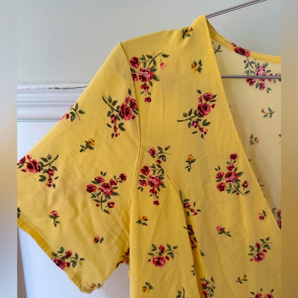 Cute floral yellow dress